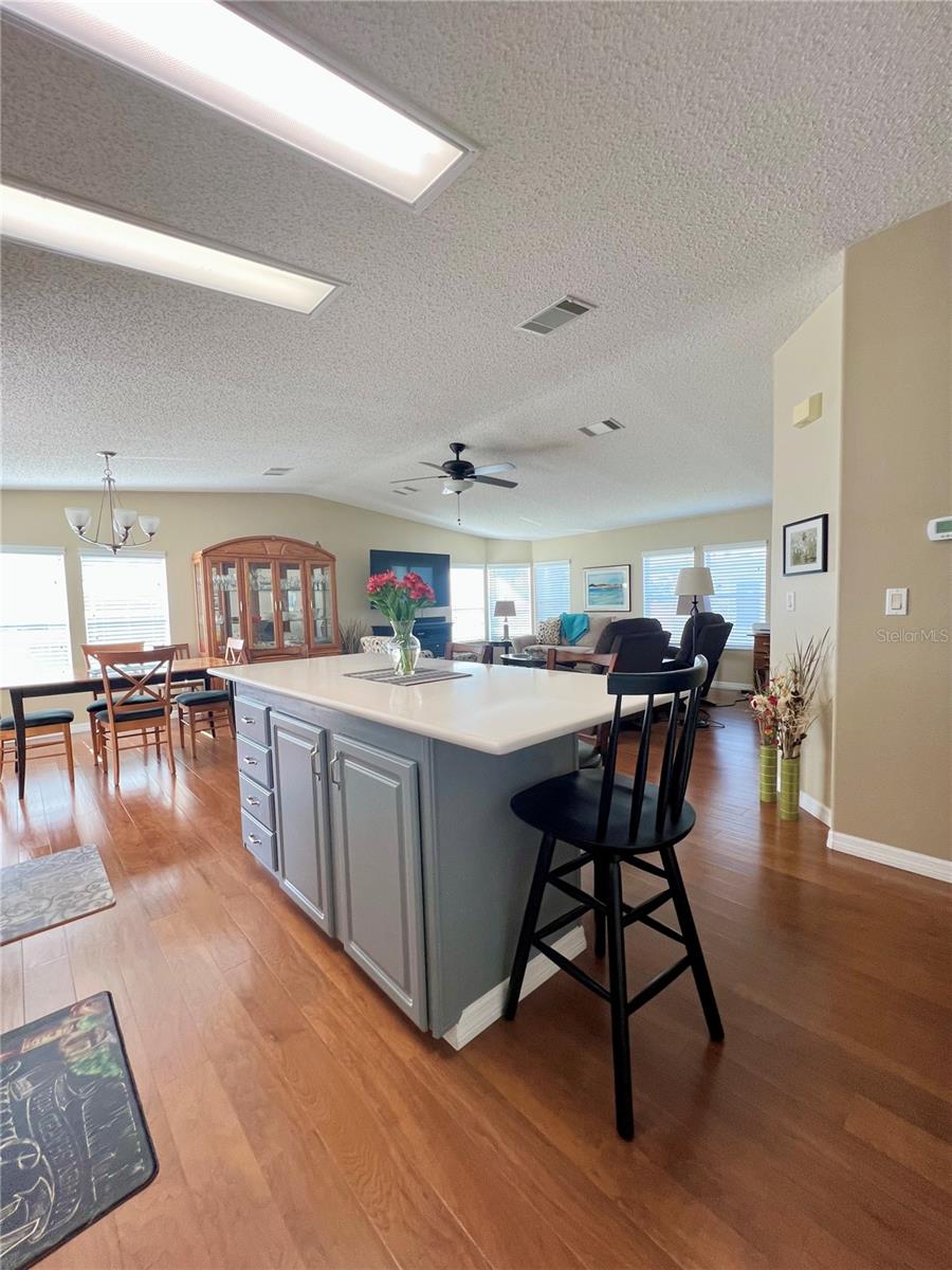 1100 BELCHER RD S #512, LARGO, FL, 33771