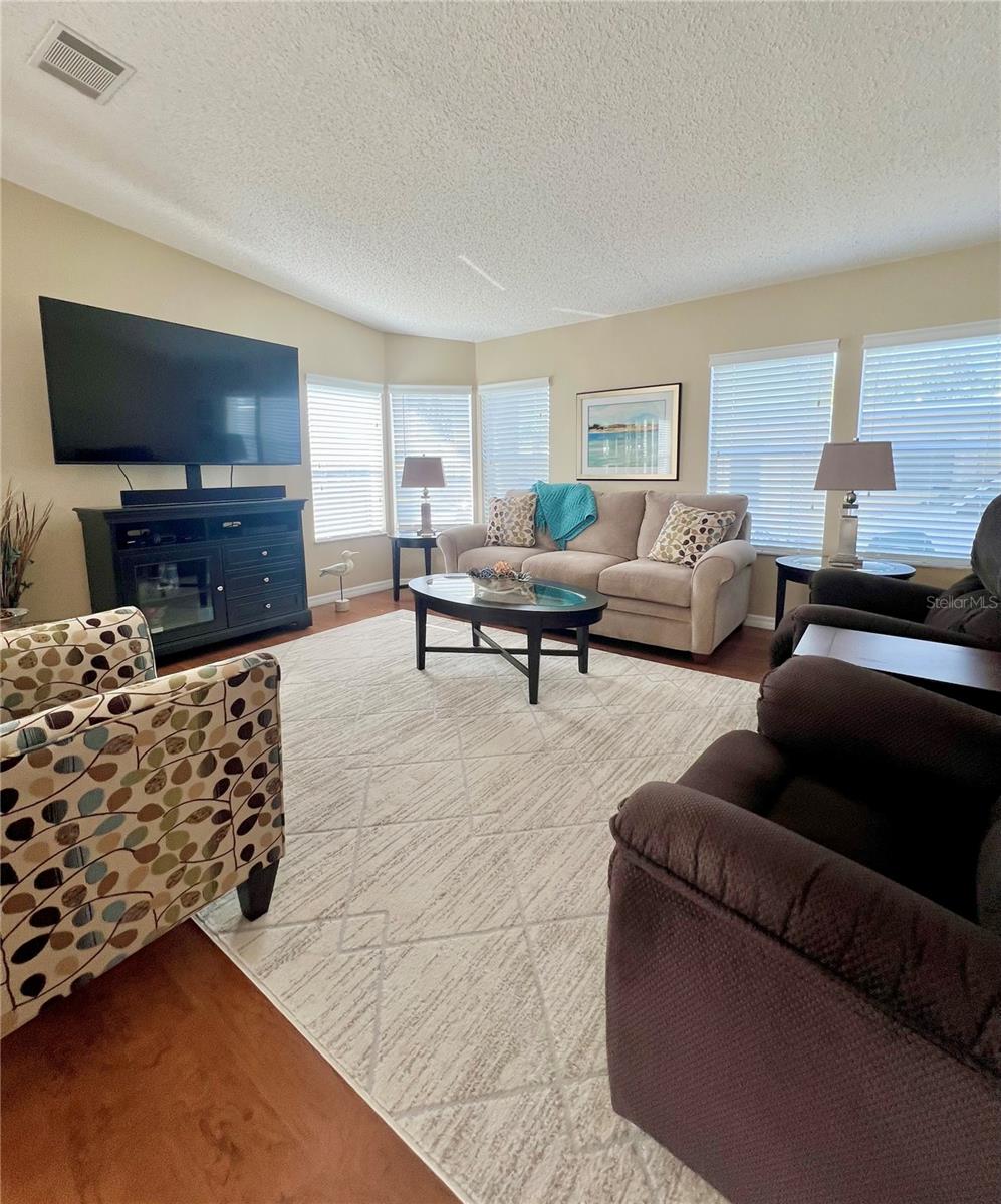 1100 BELCHER RD S #512, LARGO, FL, 33771