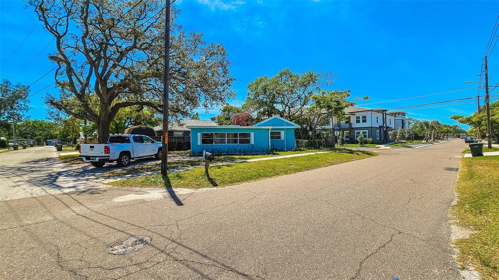 527 4TH AVE NW, LARGO, FL, 33770