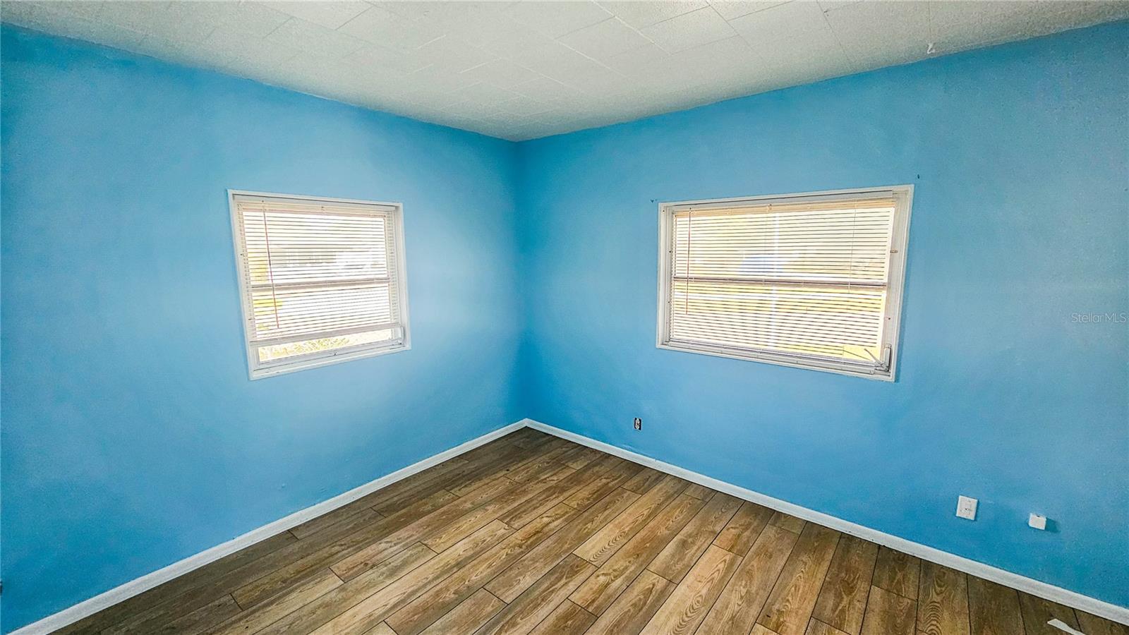 527 4TH AVE NW, LARGO, FL, 33770