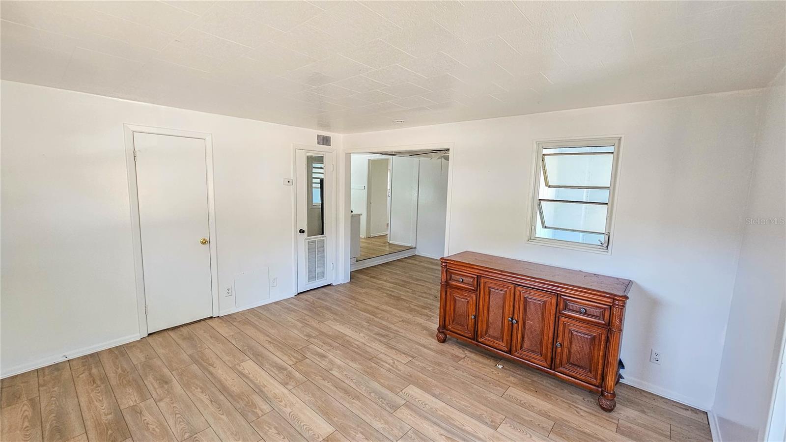 527 4TH AVE NW, LARGO, FL, 33770