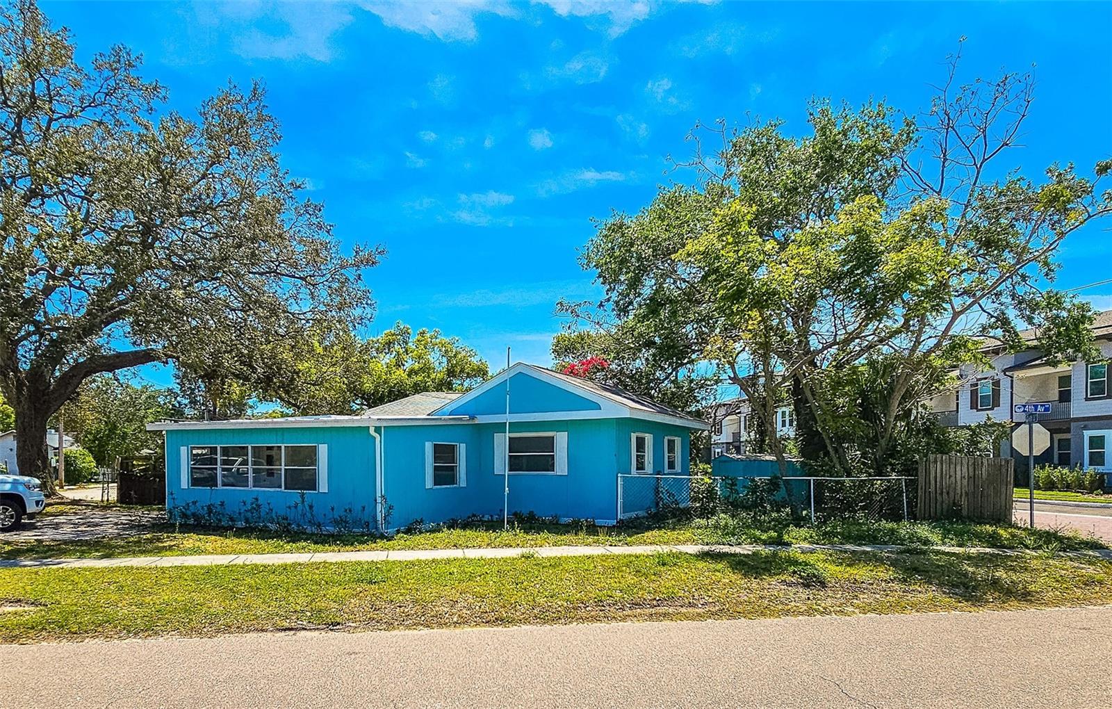 527 4TH AVE NW, LARGO, FL, 33770