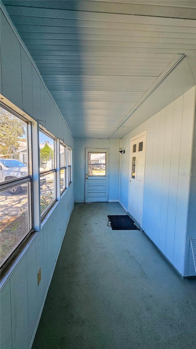 527 4TH AVE NW, LARGO, FL, 33770