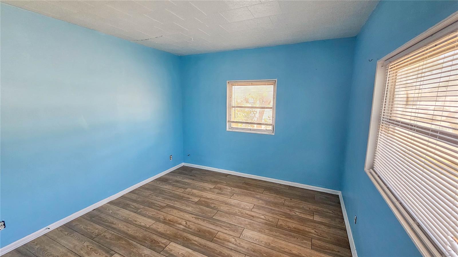 527 4TH AVE NW, LARGO, FL, 33770