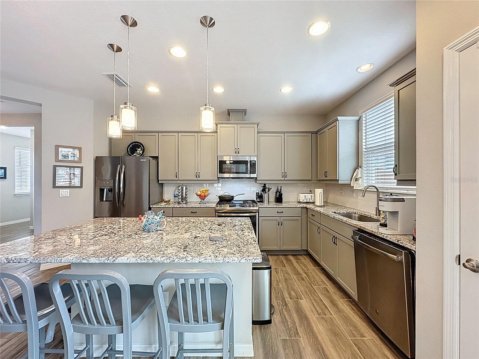 368 ALCOVE DR, GROVELAND, FL, 34736