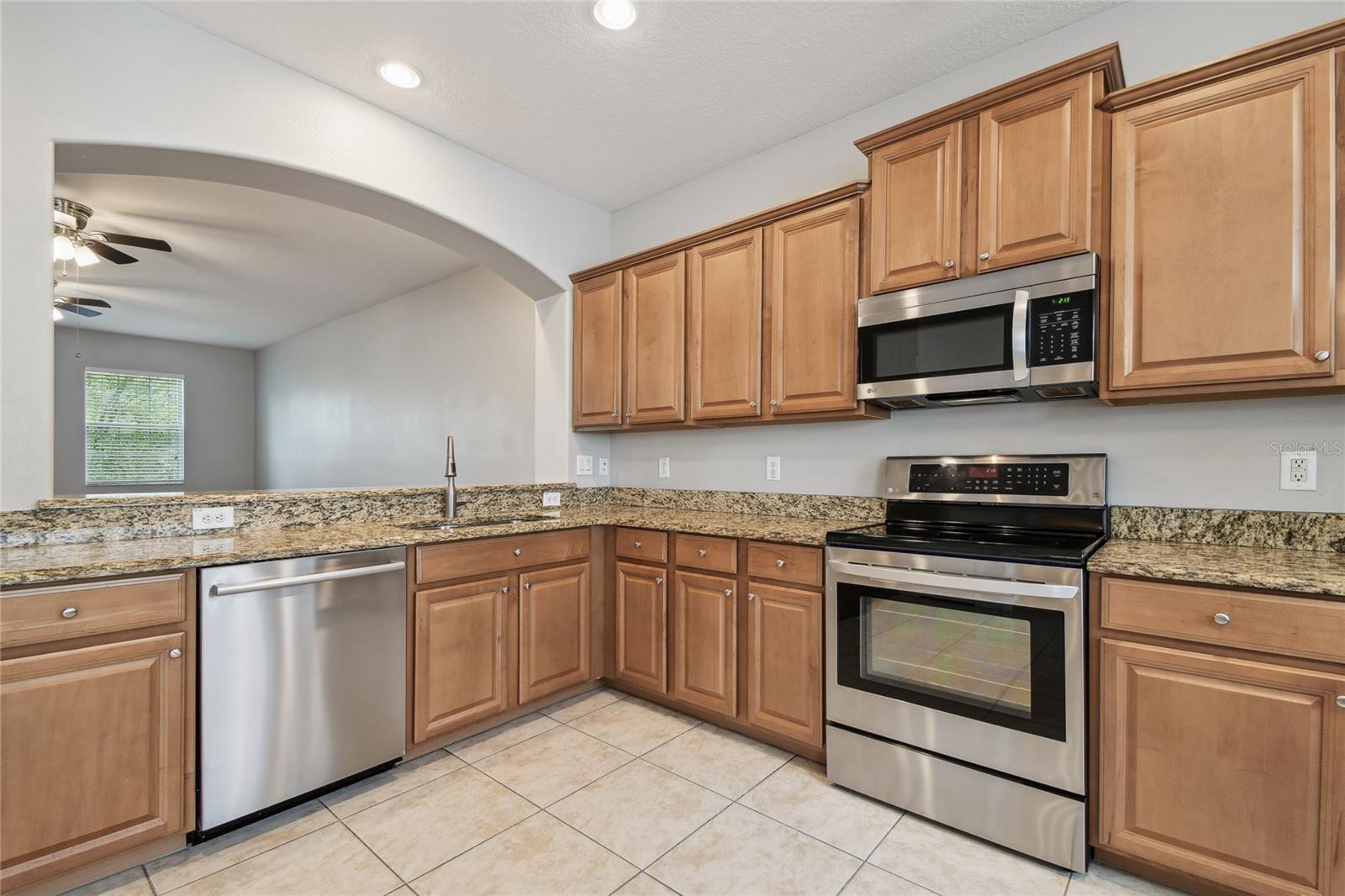 10144 ARBOR RUN DR #157, TAMPA, FL, 33647