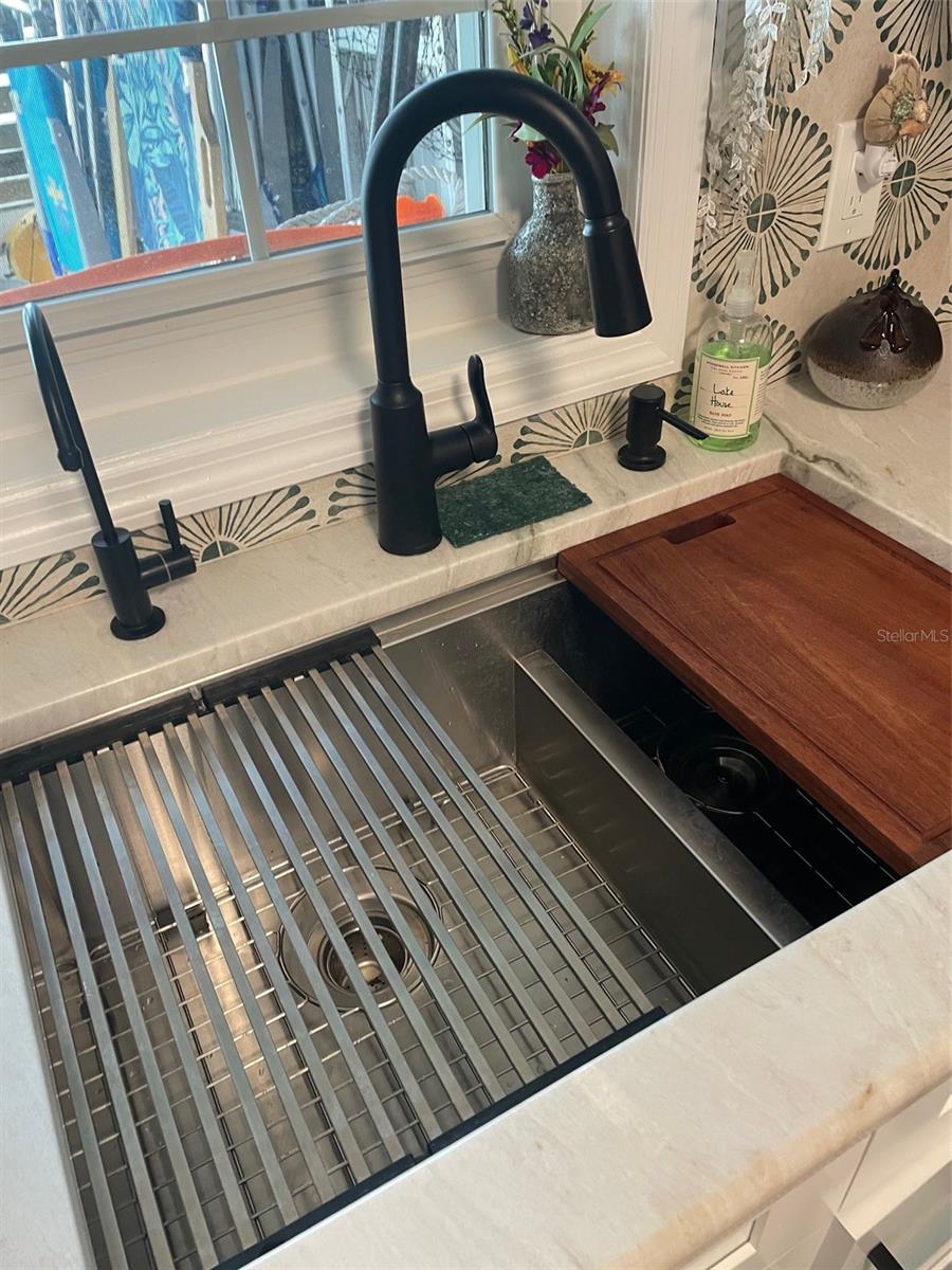 247 POMPANO DR SE #A, ST PETERSBURG, FL, 33705