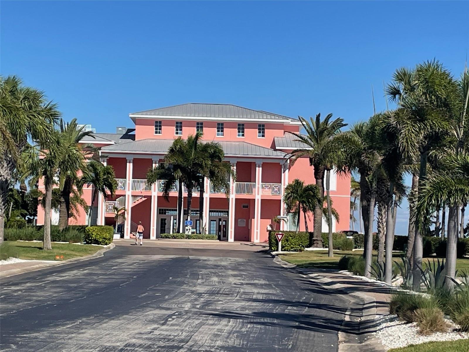 247 POMPANO DR SE #A, ST PETERSBURG, FL, 33705