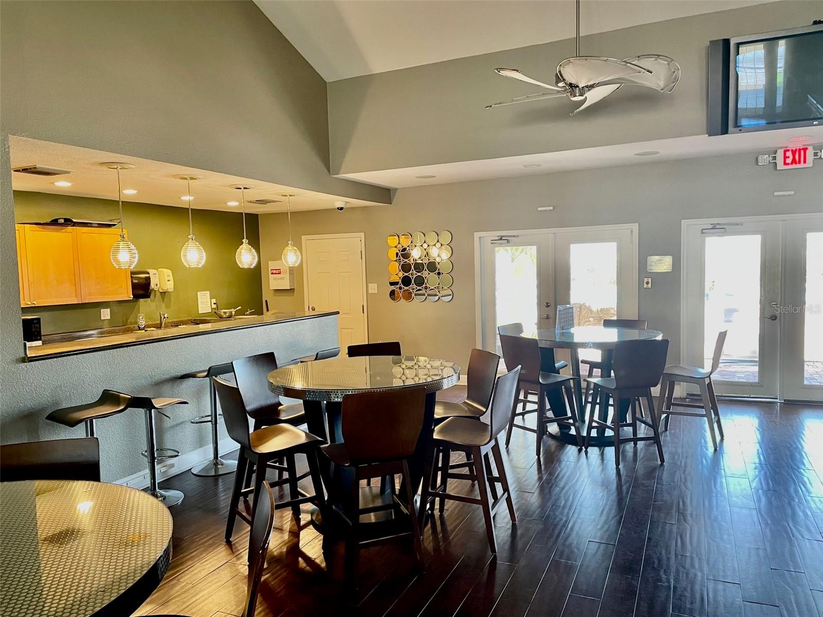 247 POMPANO DR SE #A, ST PETERSBURG, FL, 33705