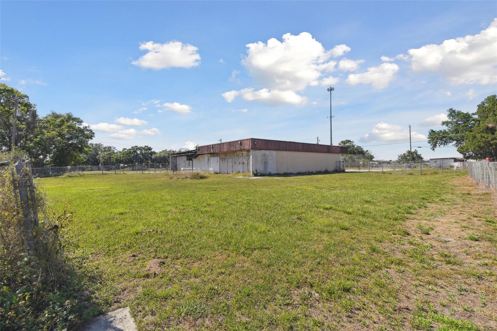 2501 MEDULLA RD, PLANT CITY, FL, 33566