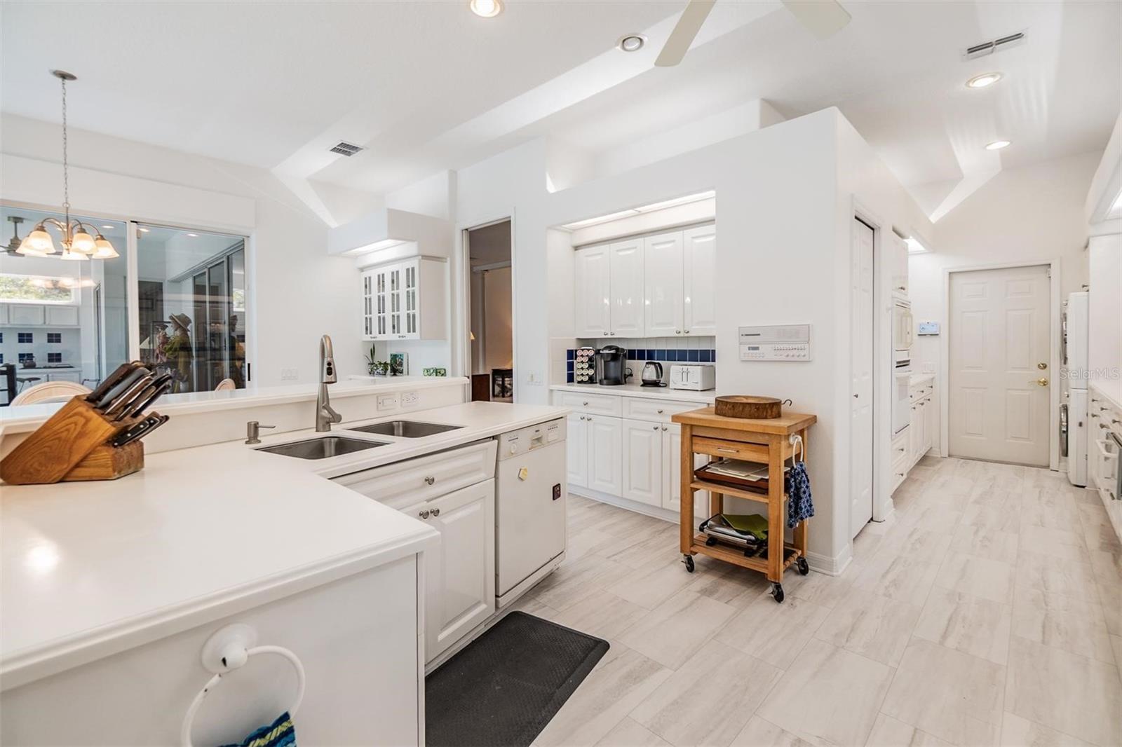 3136 SANDHILL DR, HOLIDAY, FL, 34691