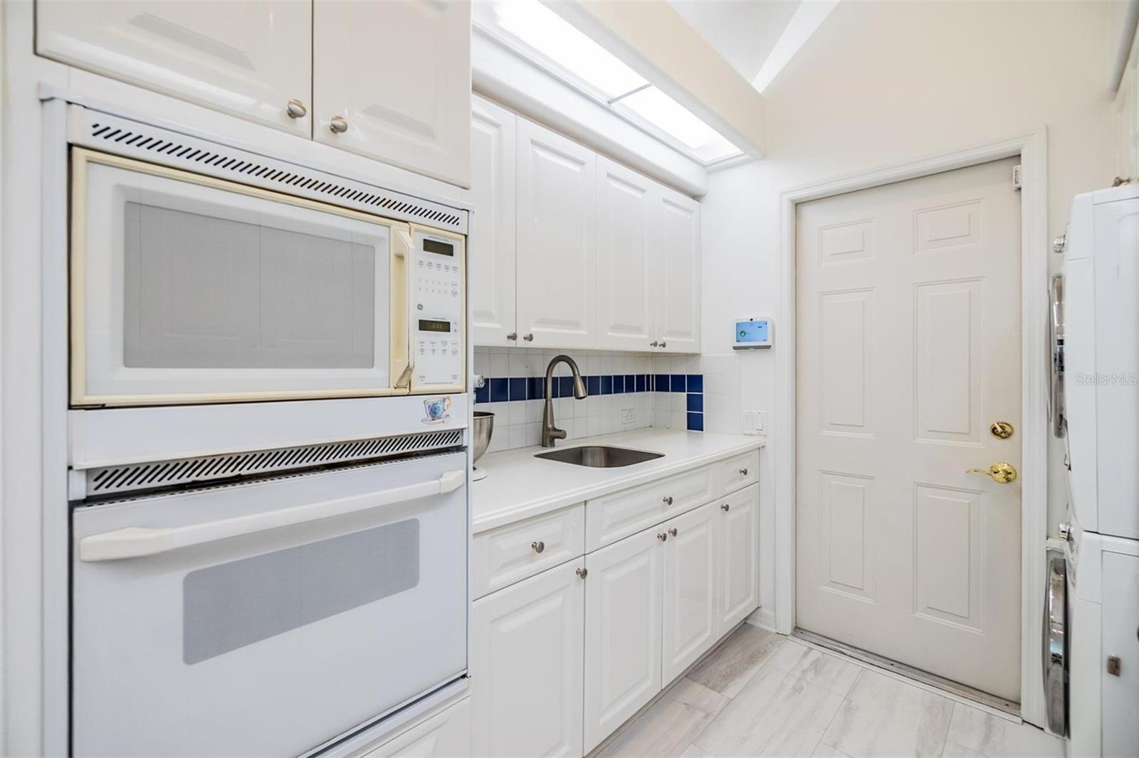 3136 SANDHILL DR, HOLIDAY, FL, 34691