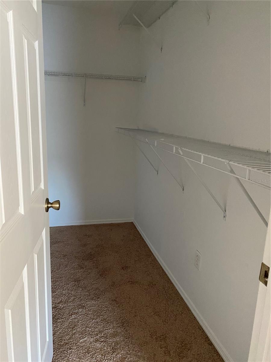 2646 EDGEWATER FALLS DR, BRANDON, FL, 33511