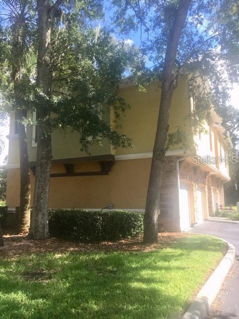 10102 COURTNEY OAKS CIR #202, TAMPA, FL, 33619