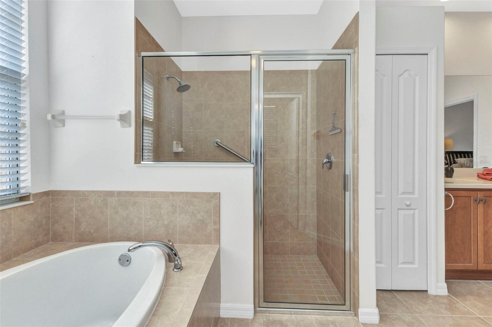 24909 DRUMBLAIRE CT, PORT CHARLOTTE, FL, 33980