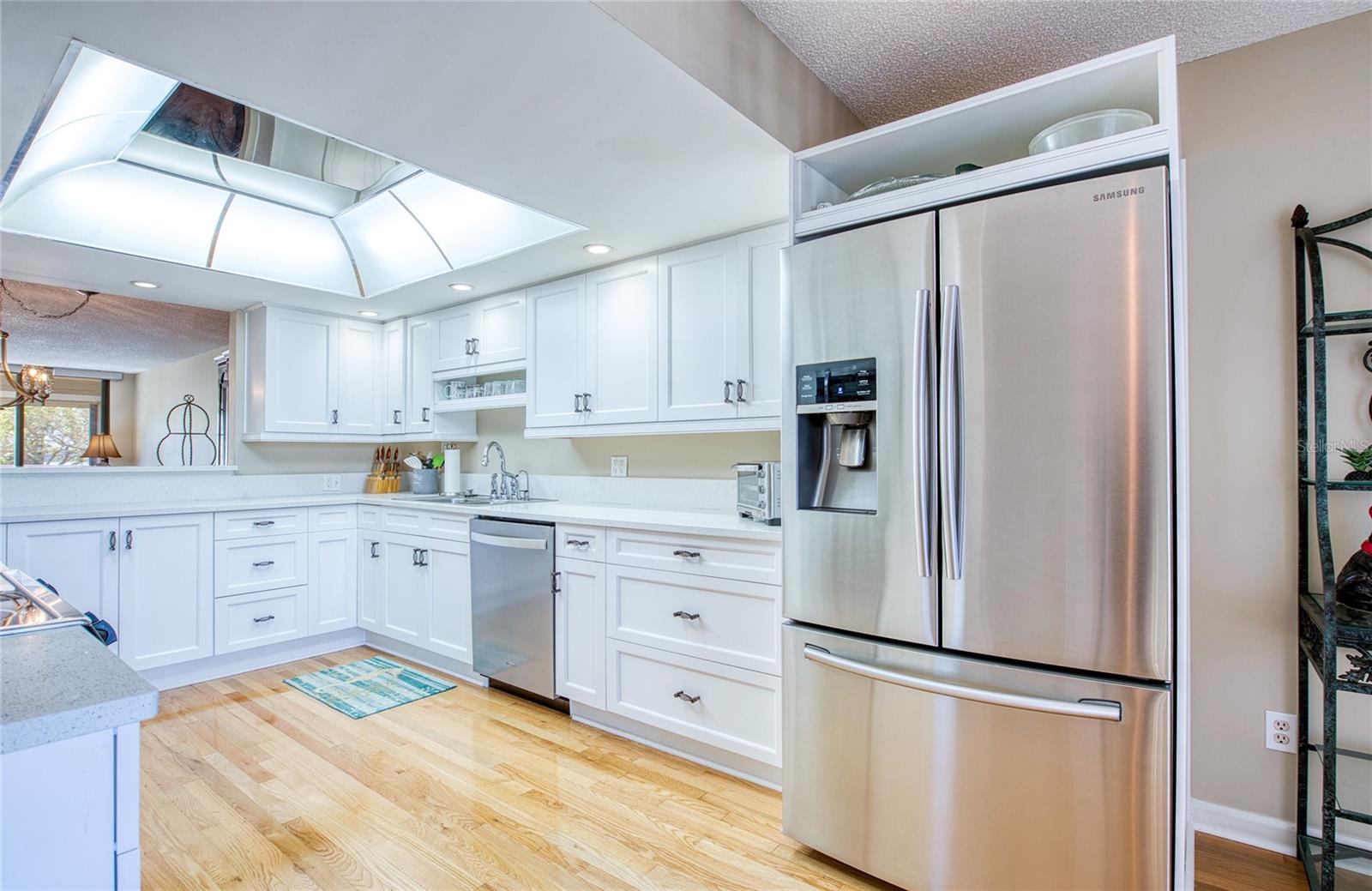 7037 SUNSET DR S #205, SOUTH PASADENA, FL, 33707