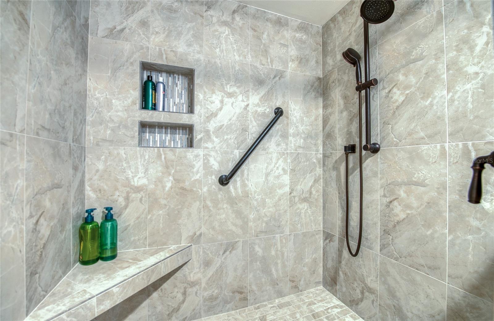 7037 SUNSET DR S #205, SOUTH PASADENA, FL, 33707