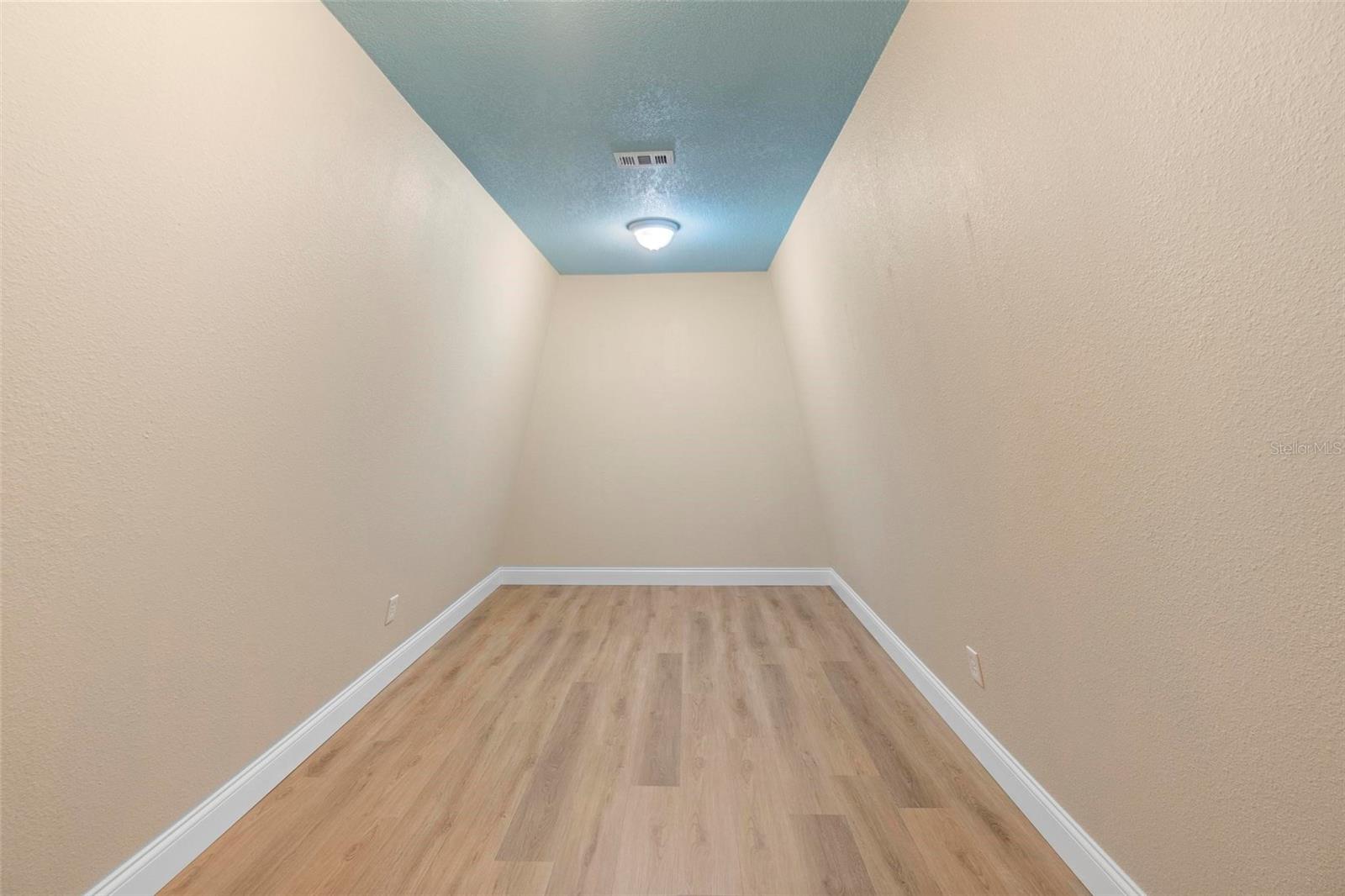 2530 COUNTRY SQUIRE LN, DELAND, FL, 32720