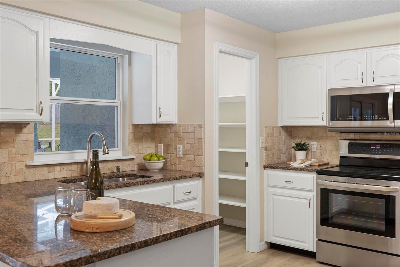 2530 COUNTRY SQUIRE LN, DELAND, FL, 32720