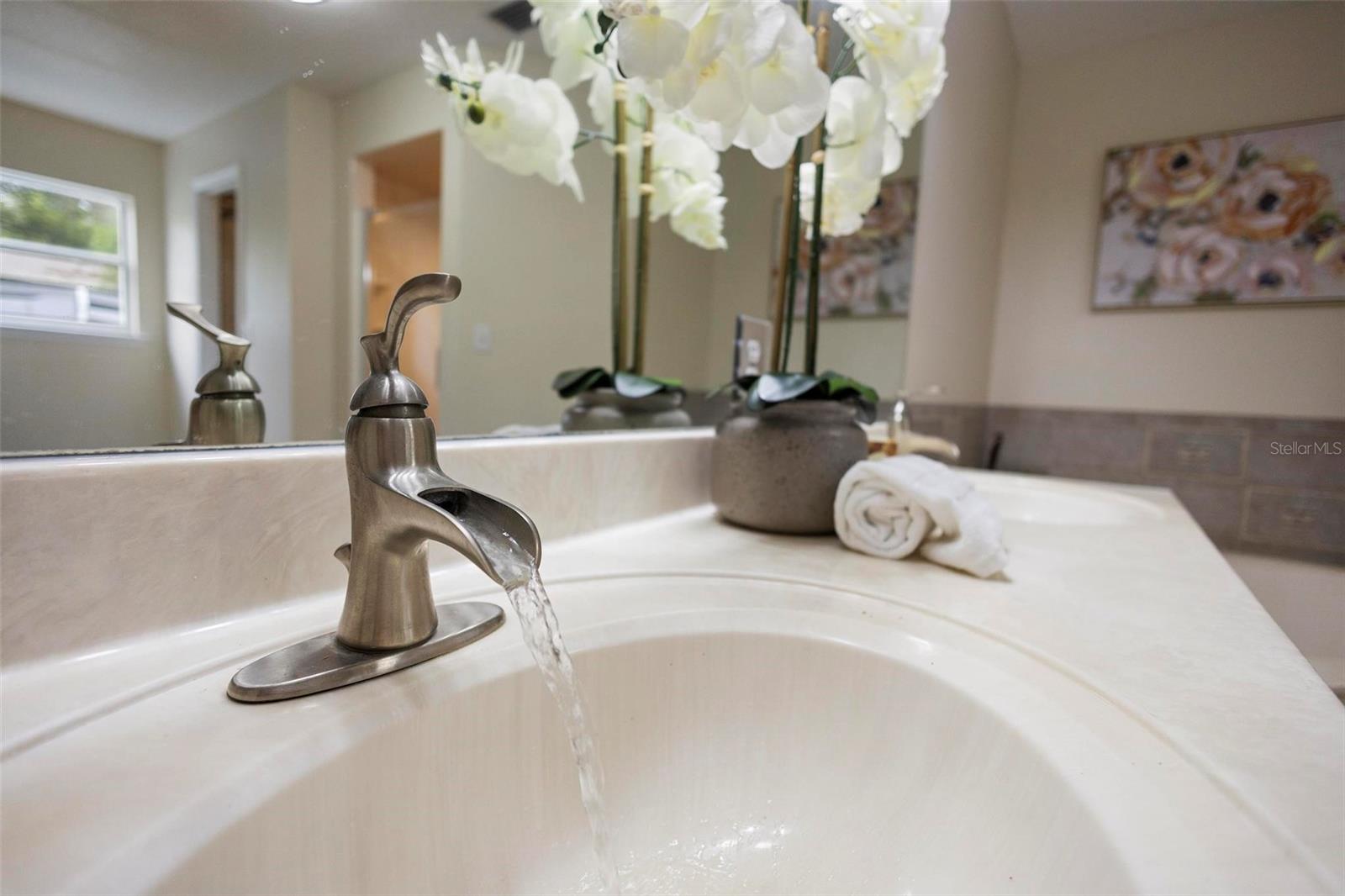 2530 COUNTRY SQUIRE LN, DELAND, FL, 32720