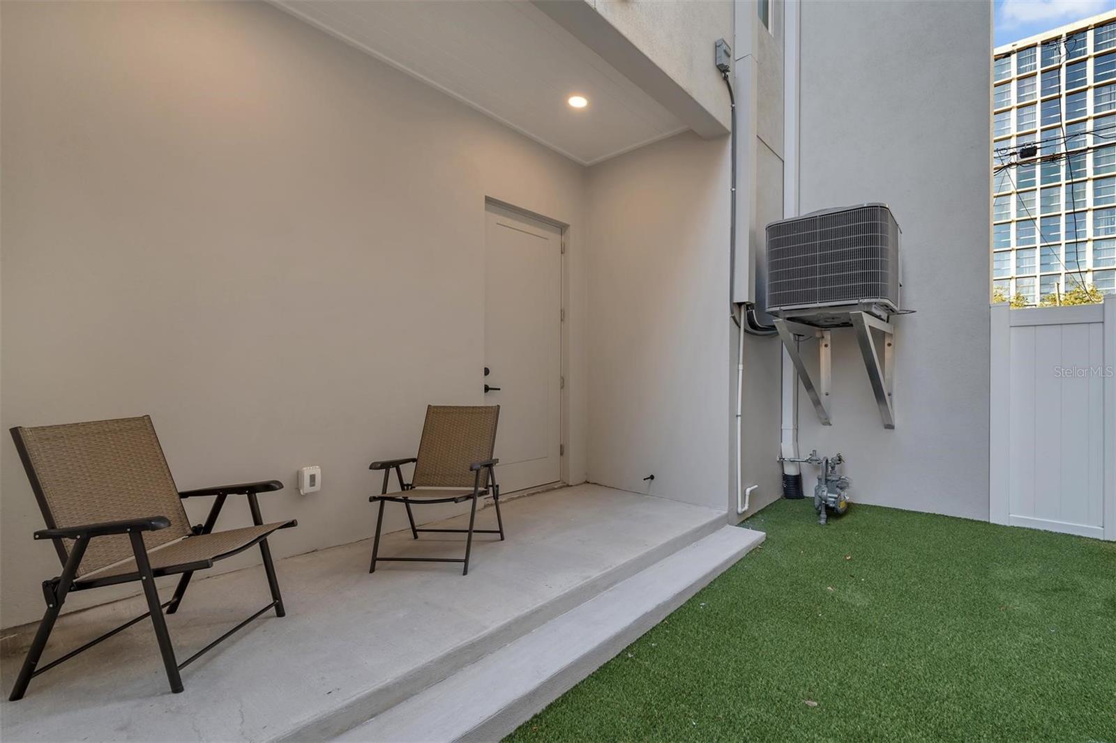 372 6TH ST S #12, ST PETERSBURG, FL, 33701