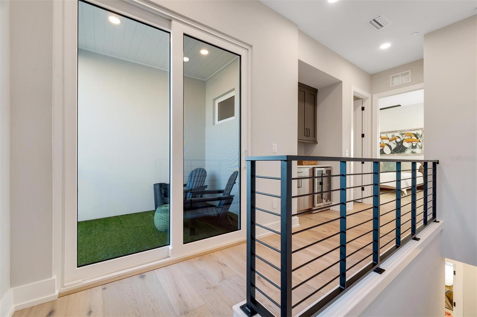 372 6TH ST S #12, ST PETERSBURG, FL, 33701