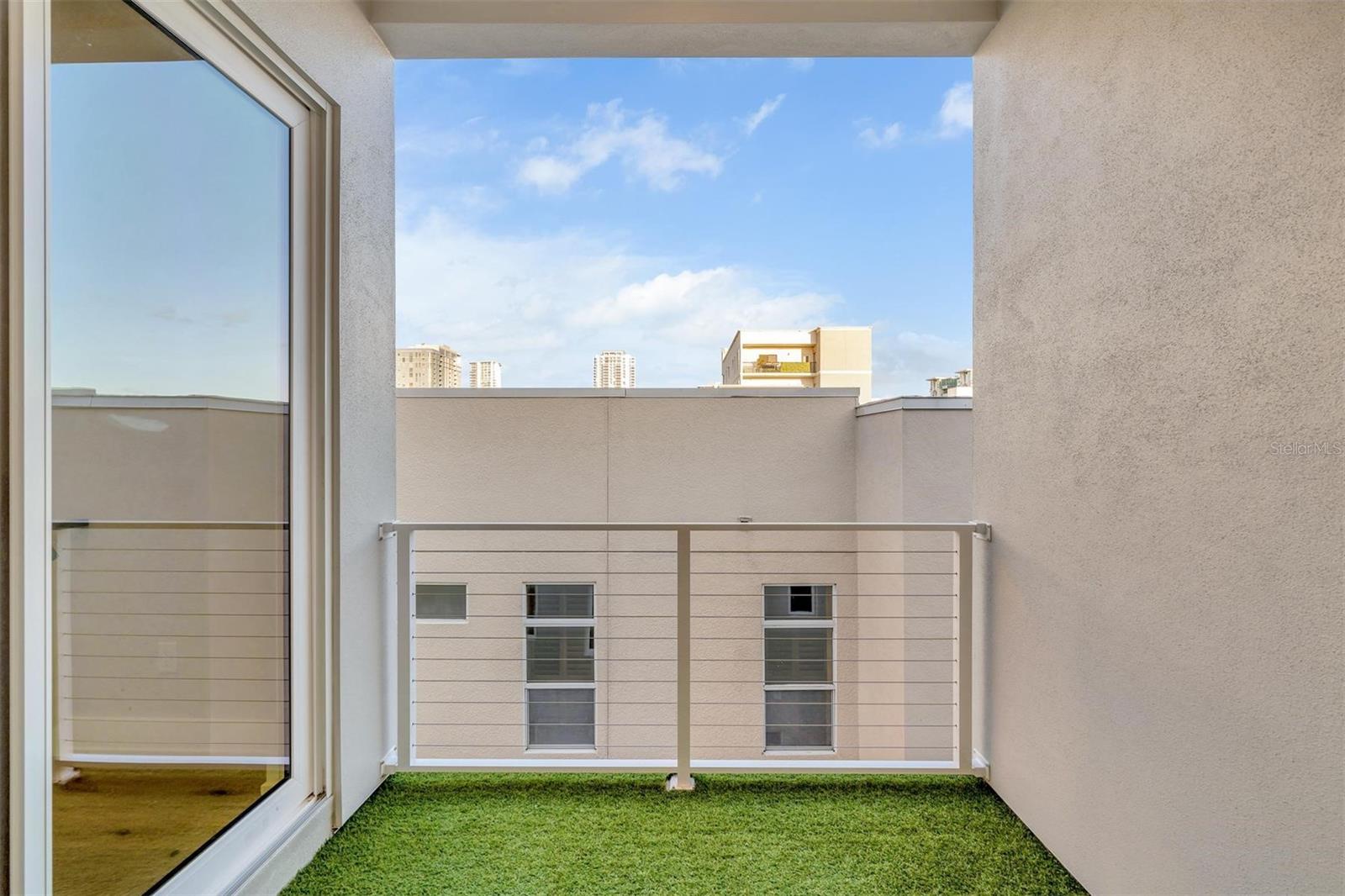 372 6TH ST S #12, ST PETERSBURG, FL, 33701