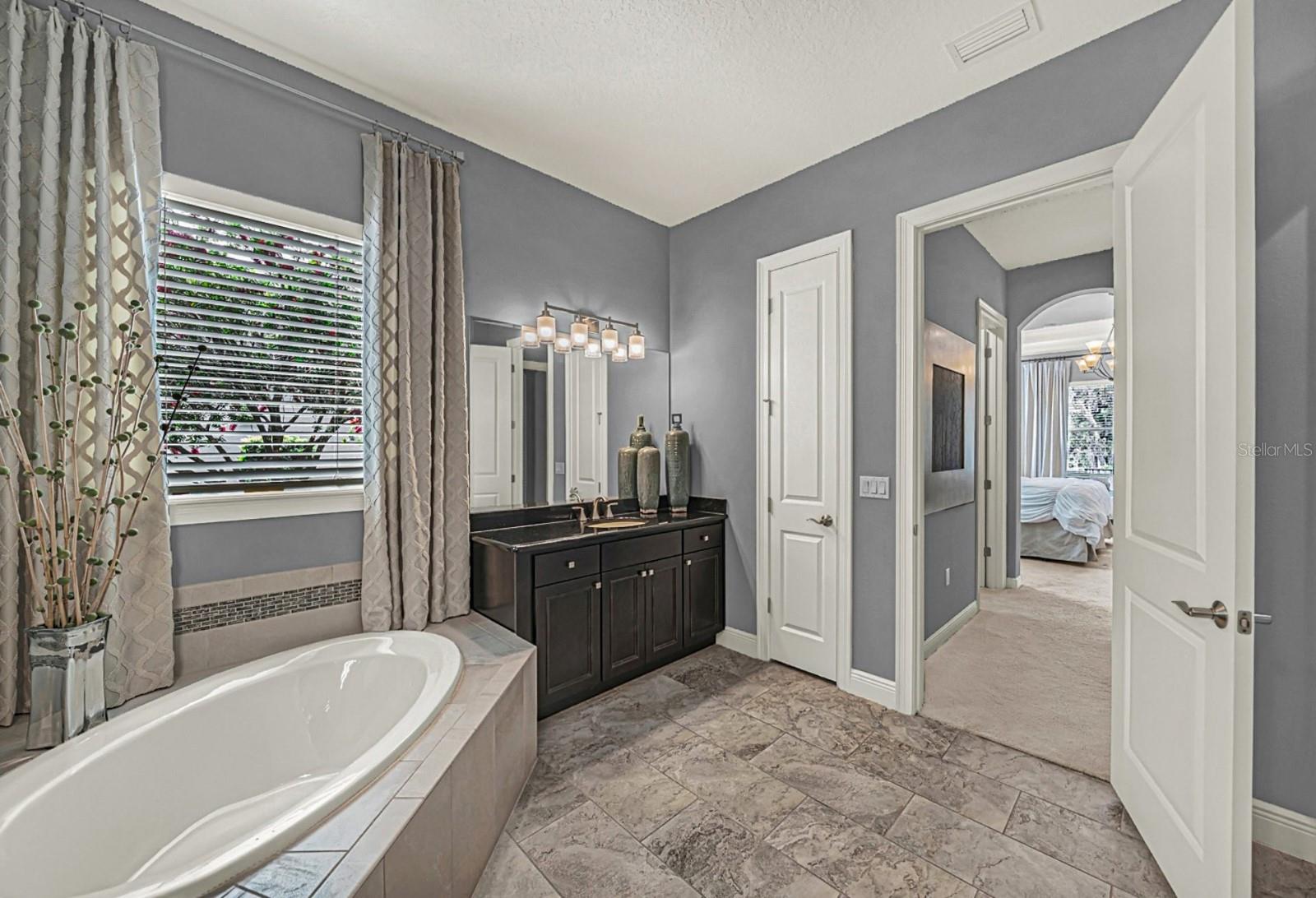 302 LAMBERTON LN, DELAND, FL, 32724