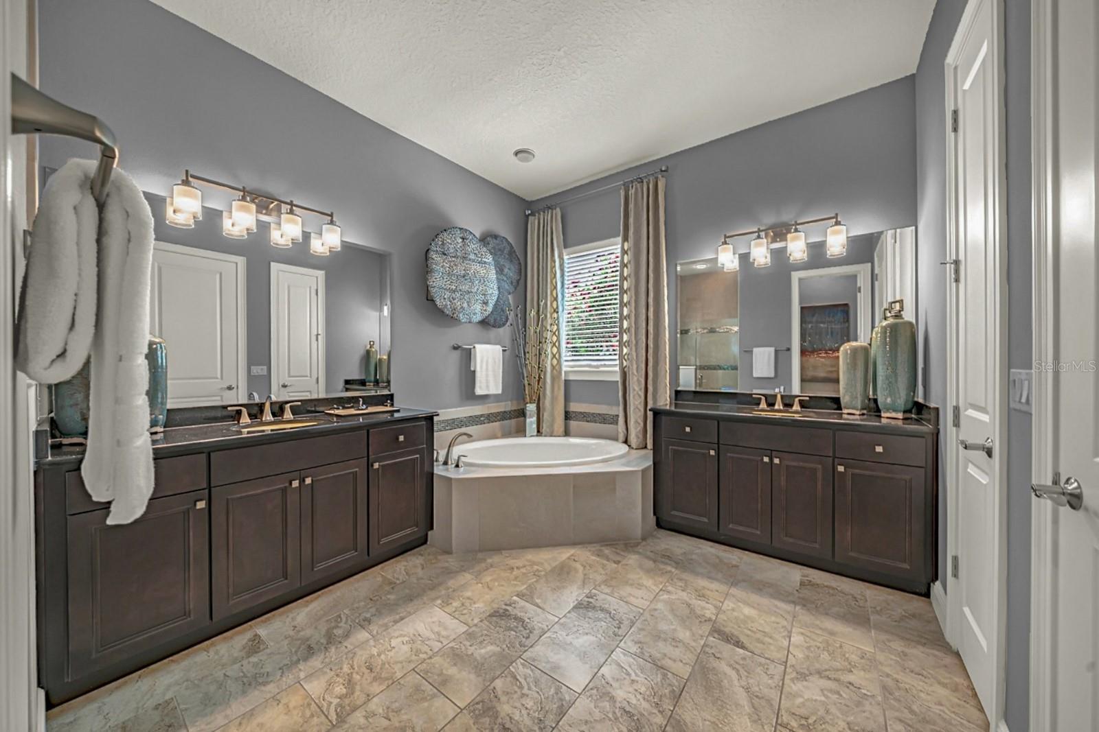 302 LAMBERTON LN, DELAND, FL, 32724