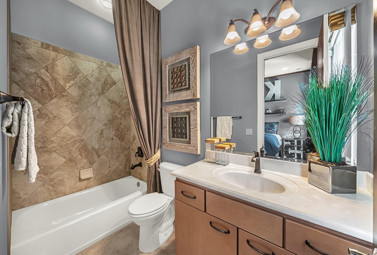 302 LAMBERTON LN, DELAND, FL, 32724