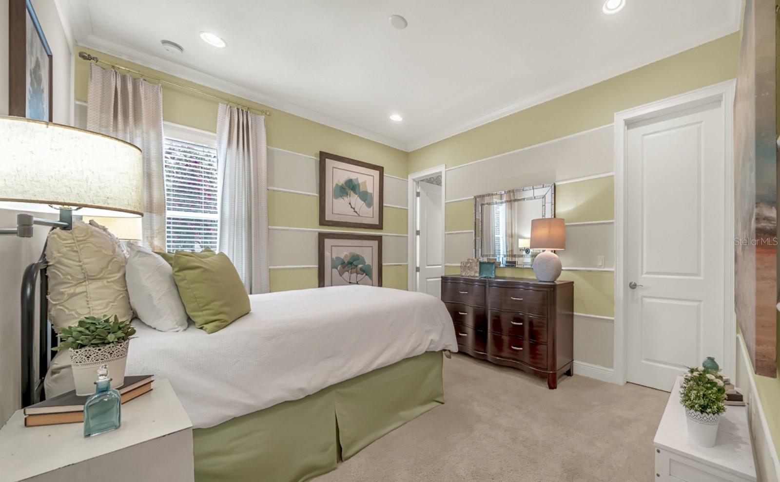 302 LAMBERTON LN, DELAND, FL, 32724