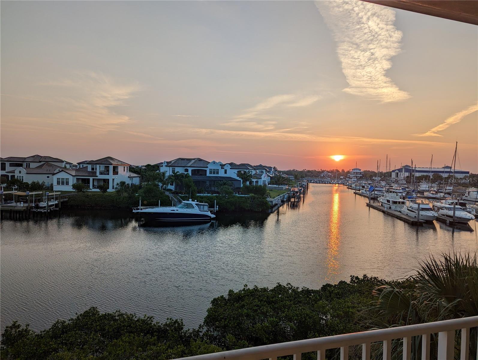 459 BAHIA BEACH BLVD, RUSKIN, FL, 33570