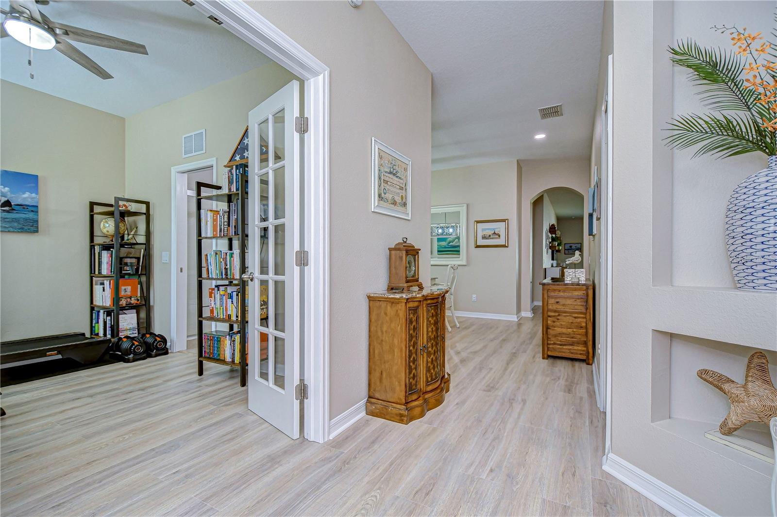 10868 BREAKING ROCKS DR, TAMPA, FL, 33647