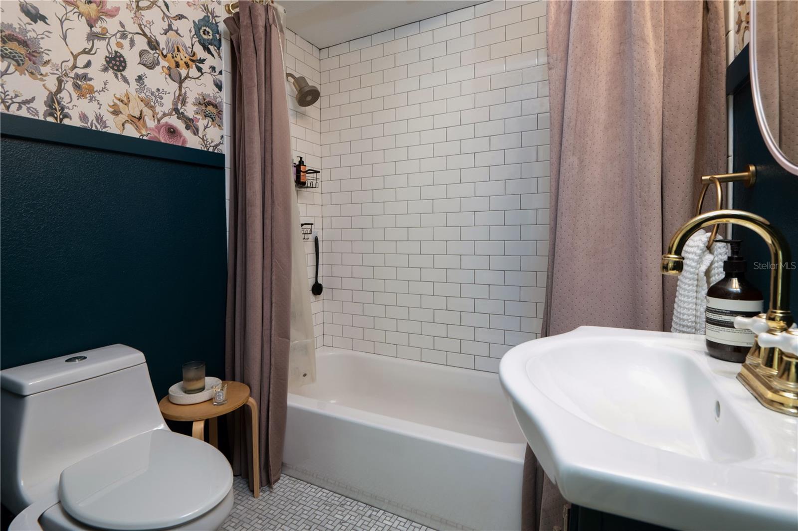 2217 4TH AVE N, ST PETERSBURG, FL, 33713