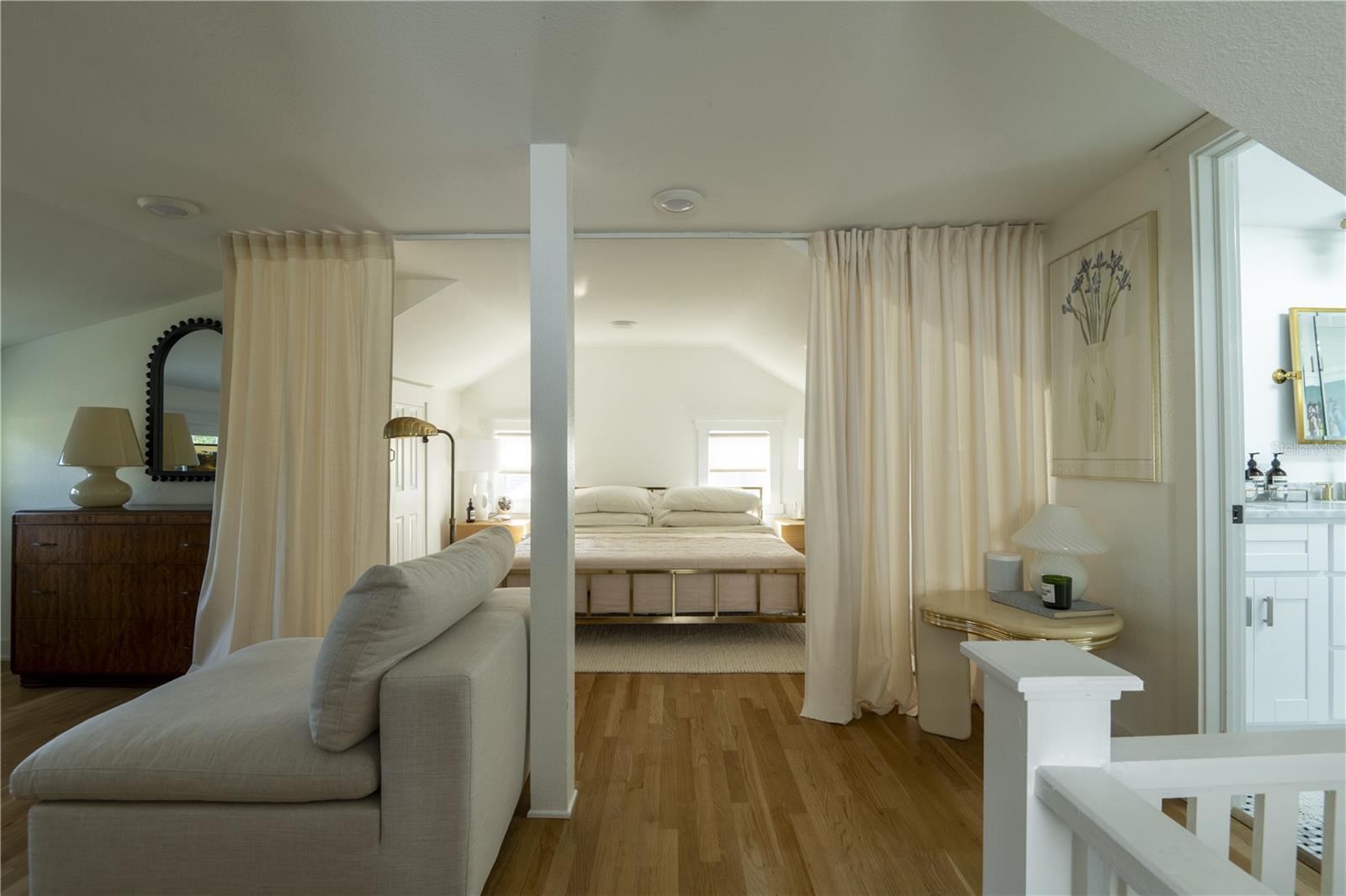 2217 4TH AVE N, ST PETERSBURG, FL, 33713