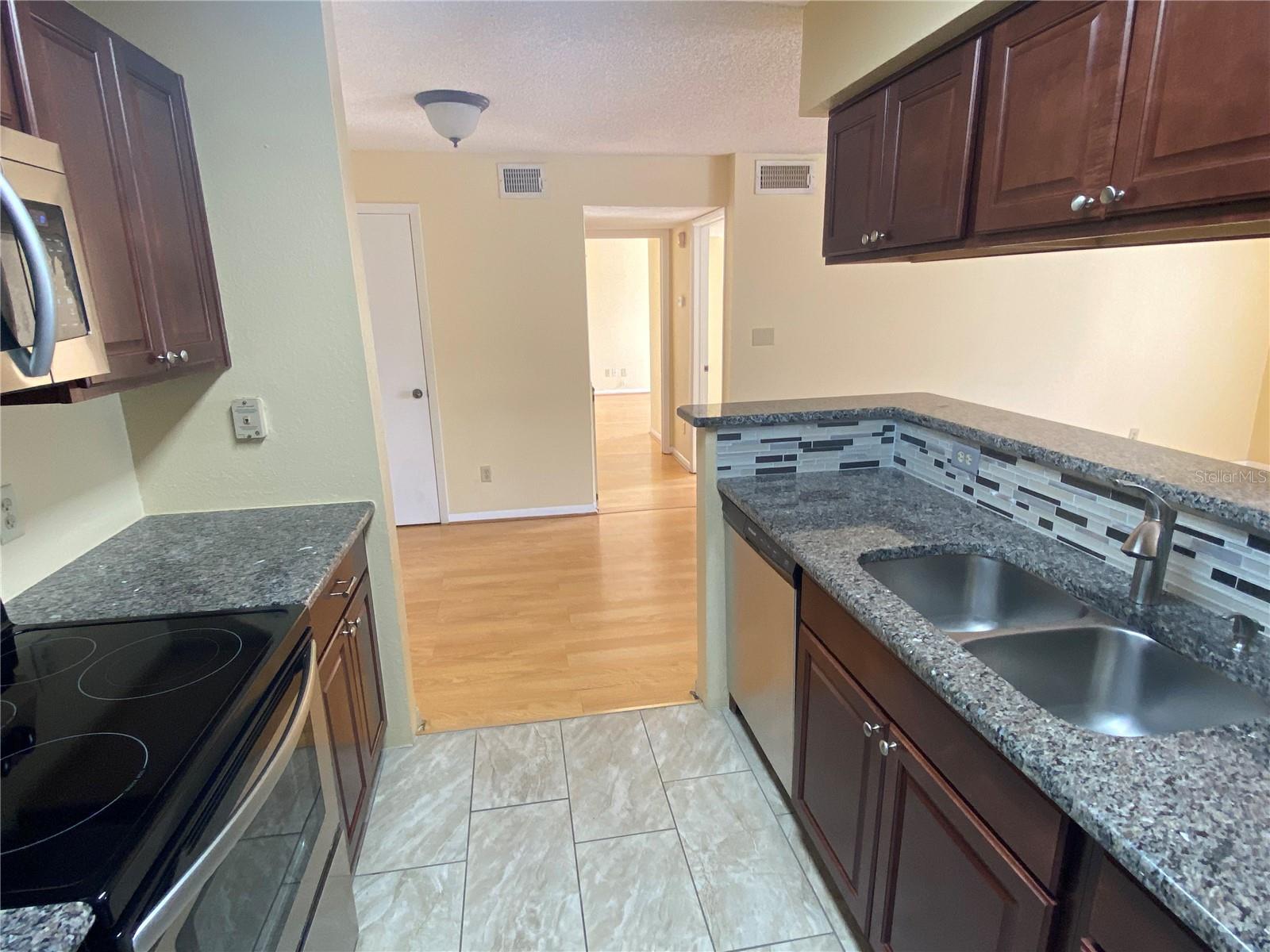 REGENCY GARDEN CONDO, ORLANDO, FL, 32822