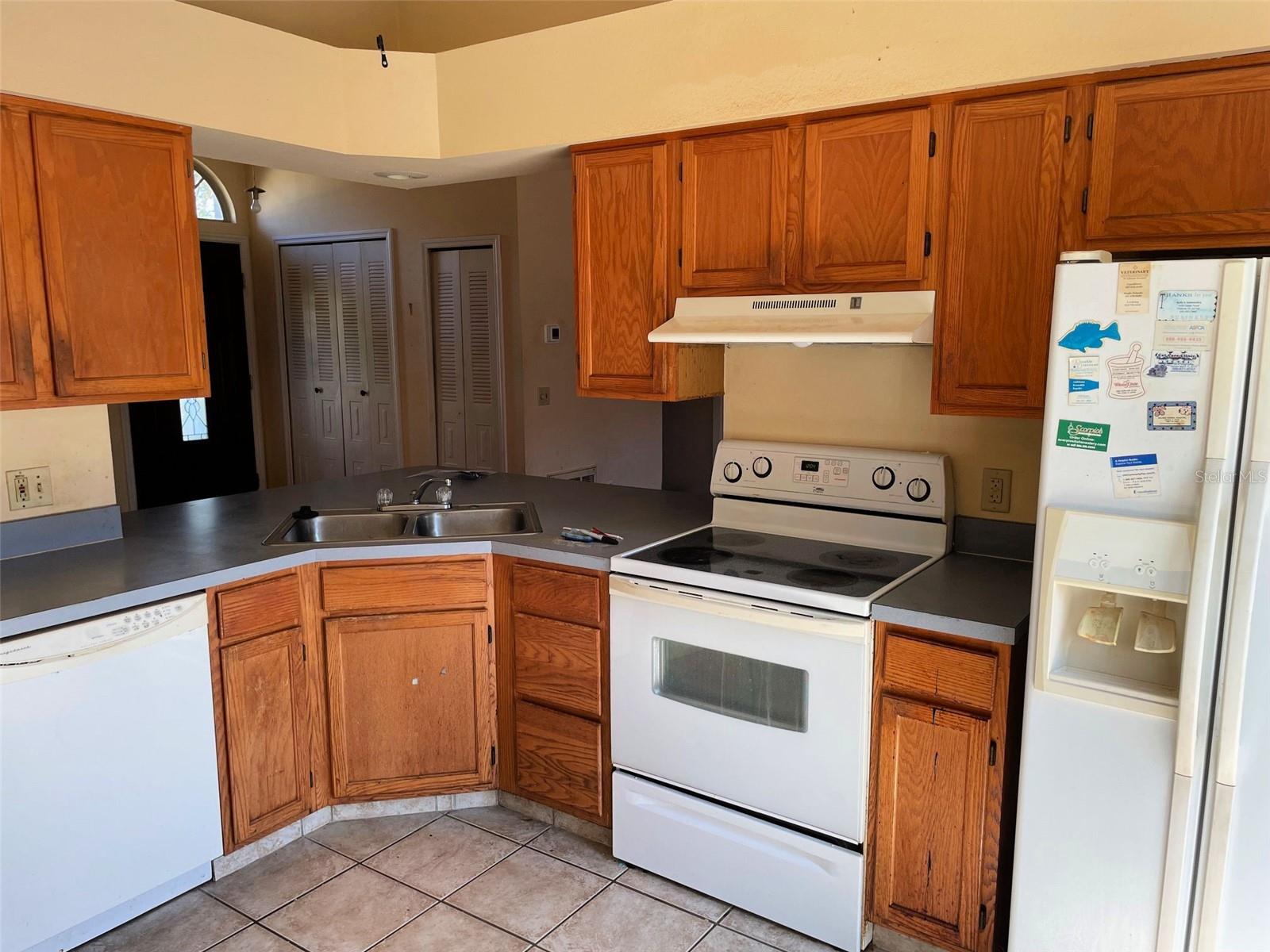 2830 SURF DR, DELTONA, FL, 32738