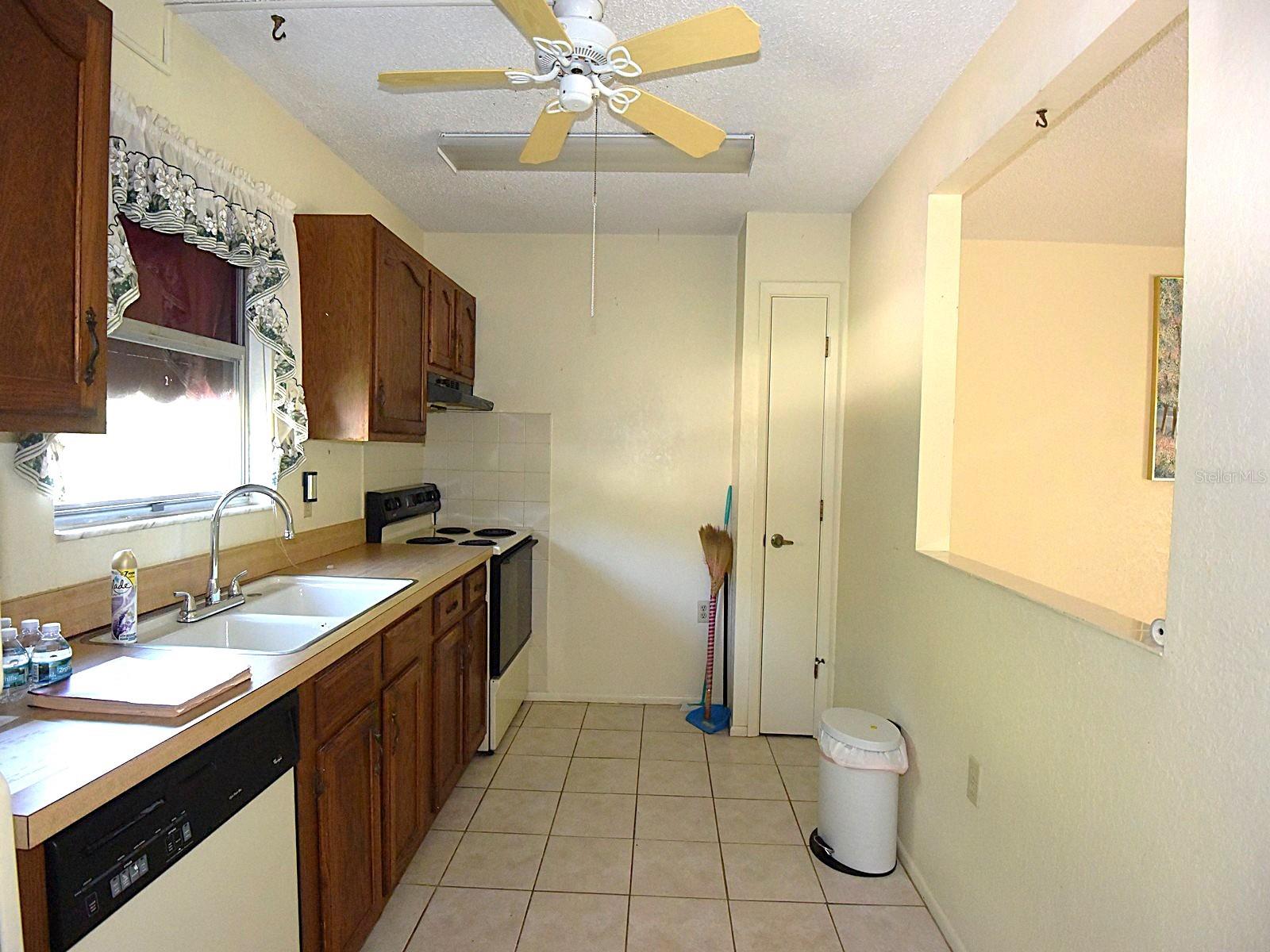 7100 PAUL REVERE TRCE #7100, NEW PORT RICHEY, FL, 34653