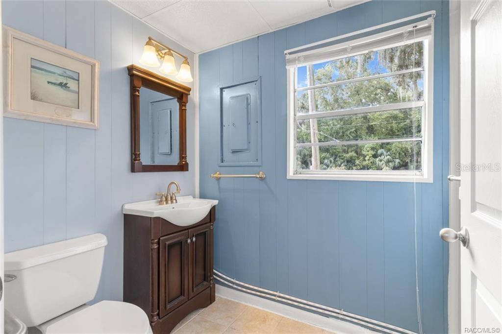 241 HUDSON ST, INGLIS, FL, 34449