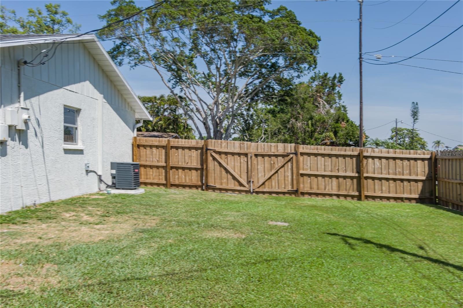 2211 12TH ST W, PALMETTO, FL, 34221