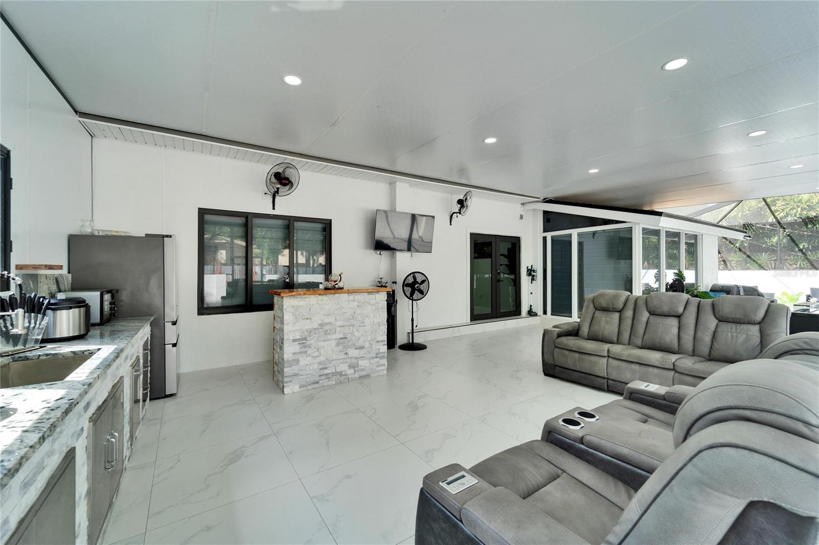 18852 TRACER DR, LUTZ, FL, 33549