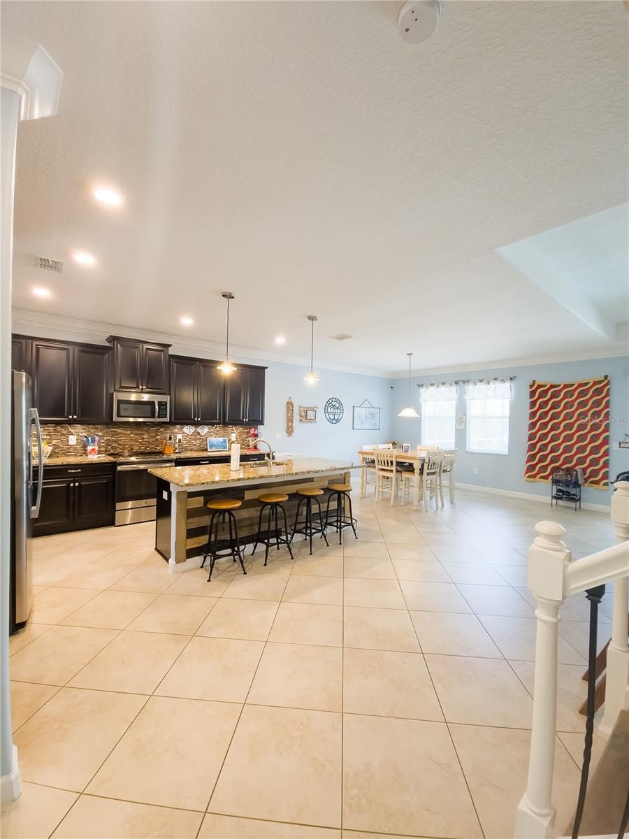 Kitchen/Dinning combo