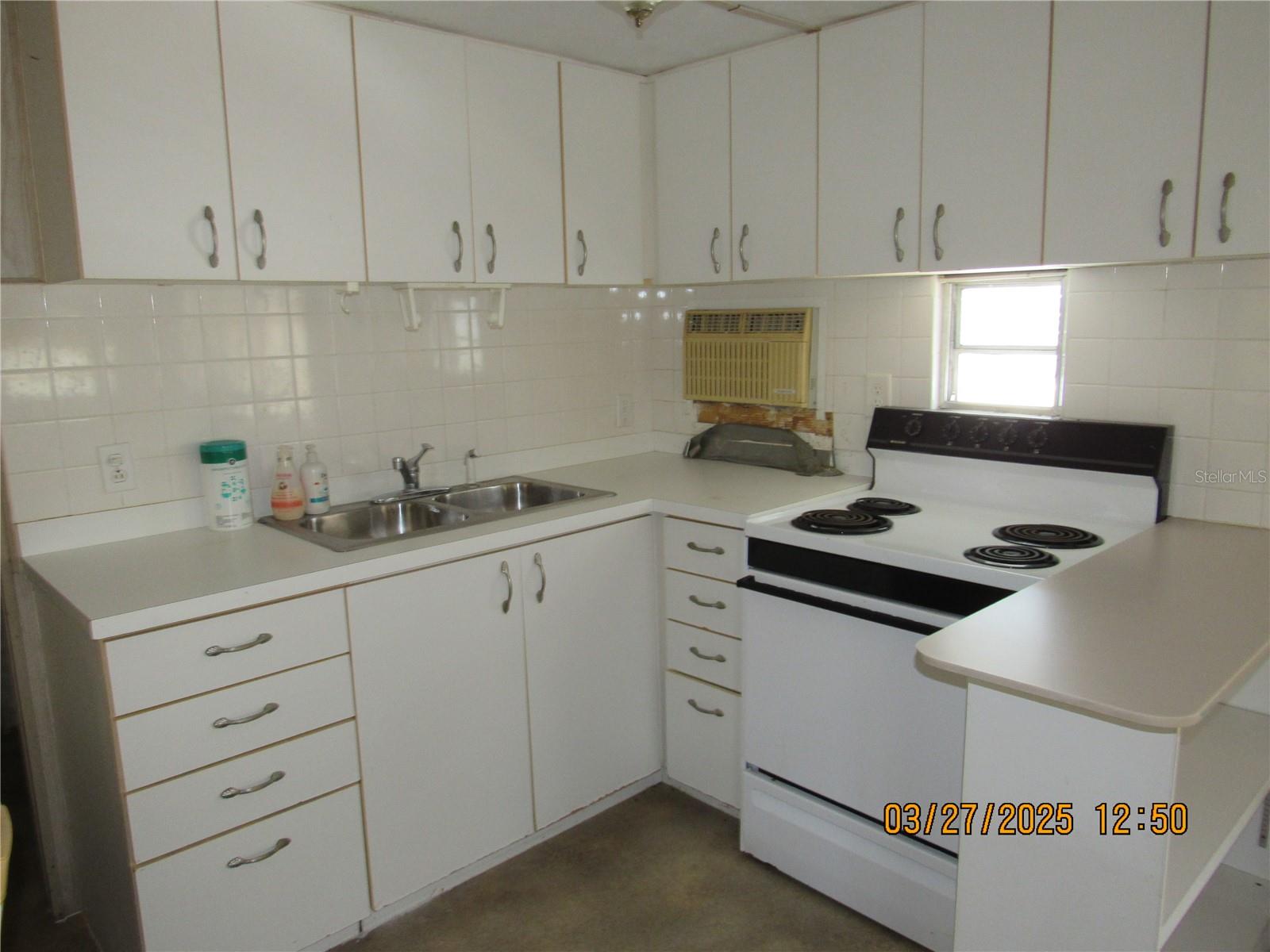 2025 SUN HOME ST, SARASOTA, FL, 34231