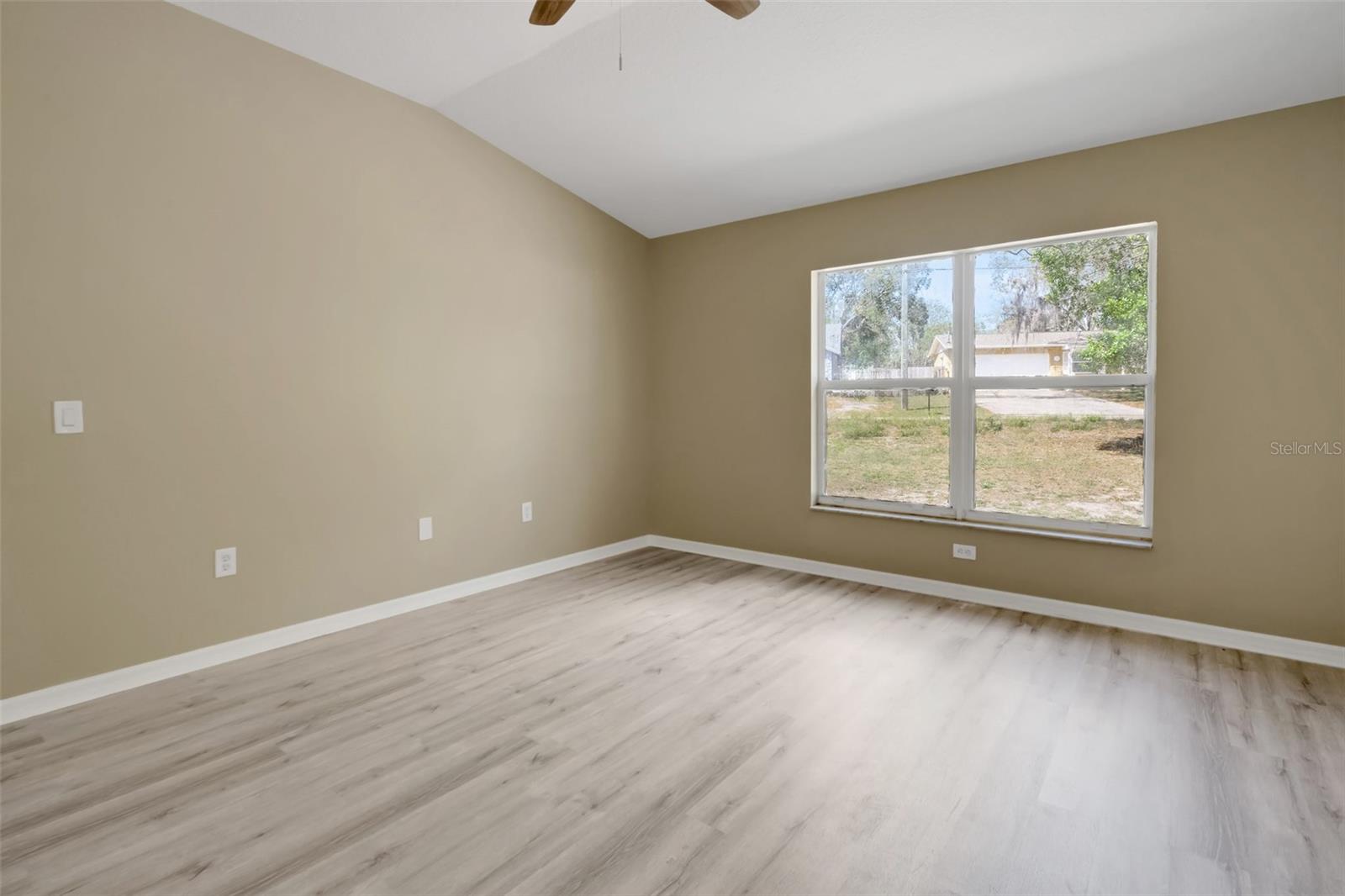 10212 TAKOMAH TRL, TAMPA, FL, 33617