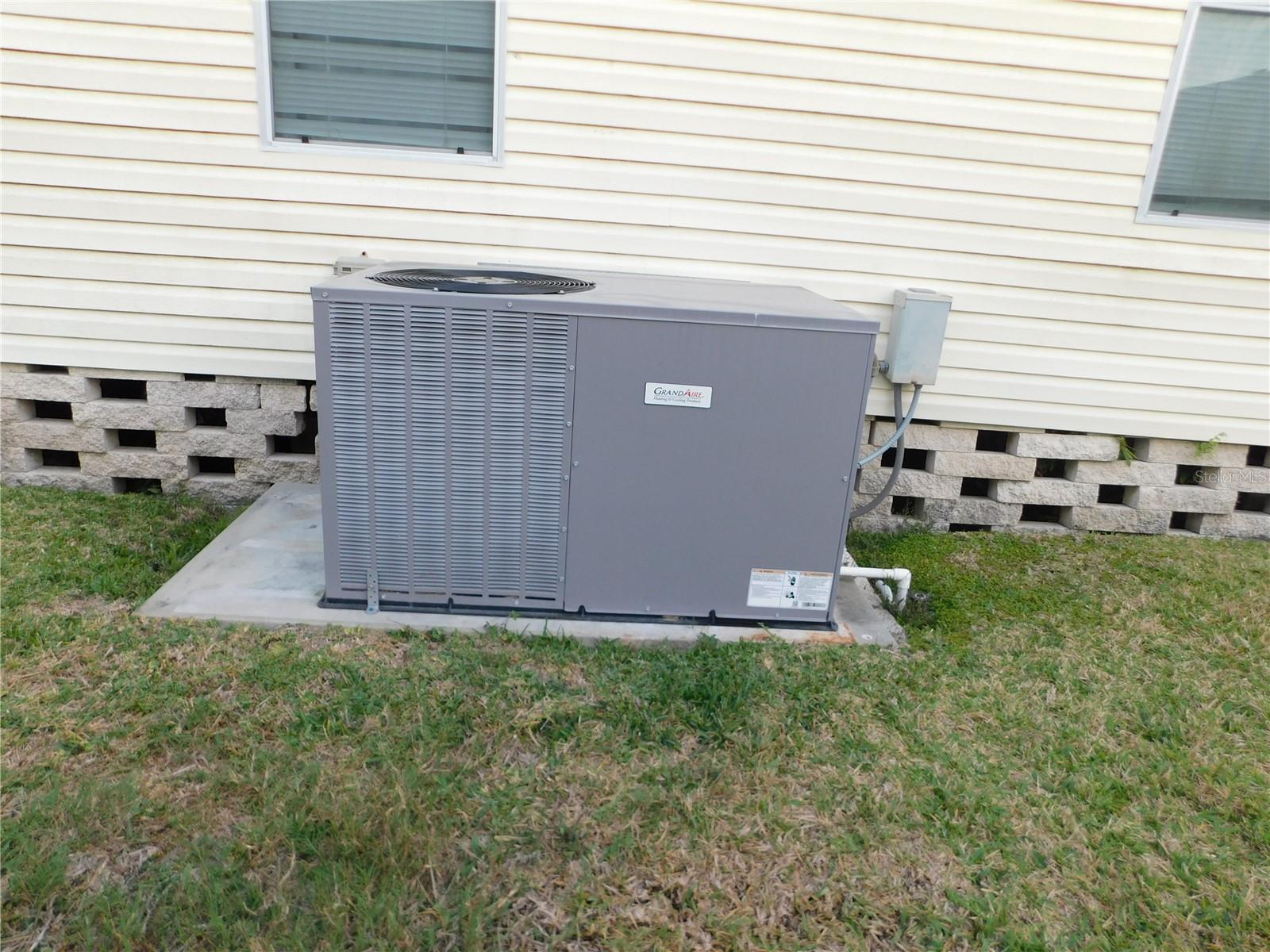 12501 ULMERTON RD #35, LARGO, FL, 33774