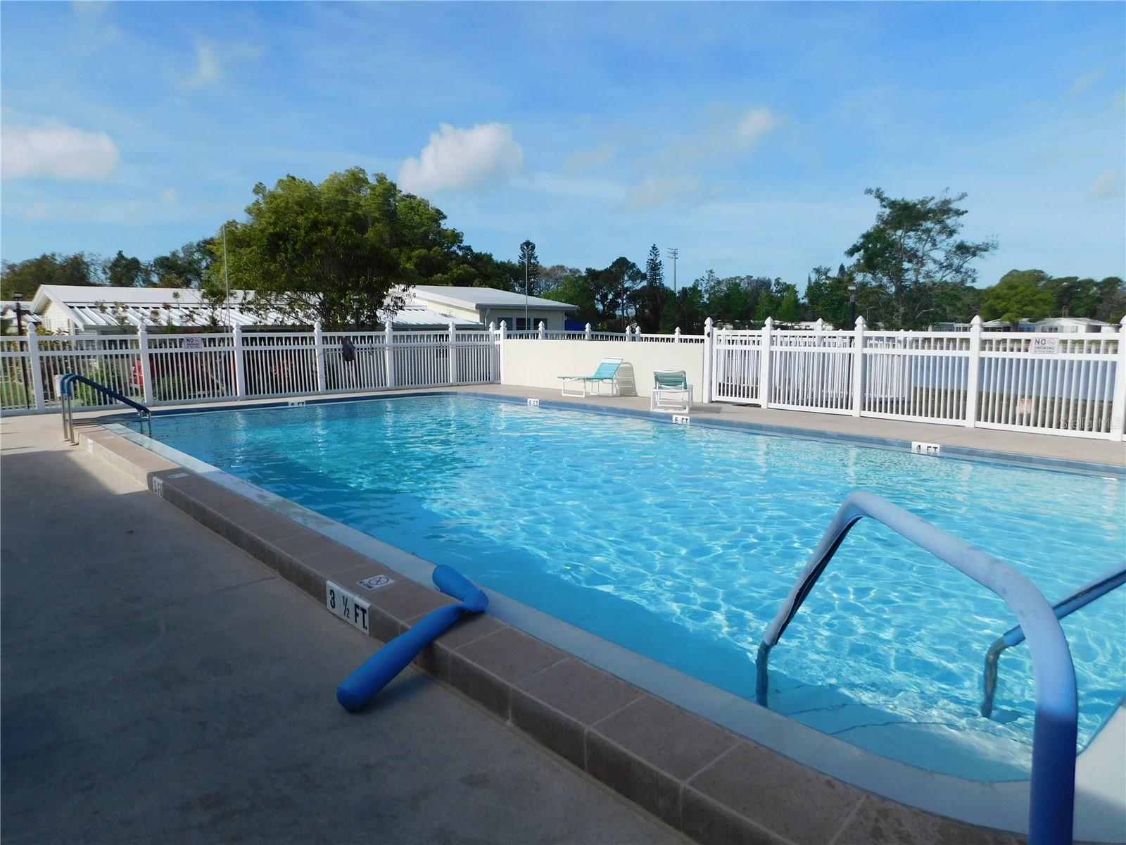 12501 ULMERTON RD #35, LARGO, FL, 33774