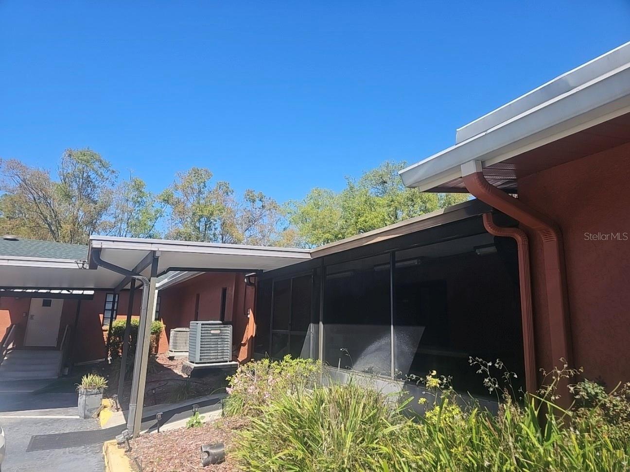 15100 HUTCHISON RD, TAMPA, FL, 33625