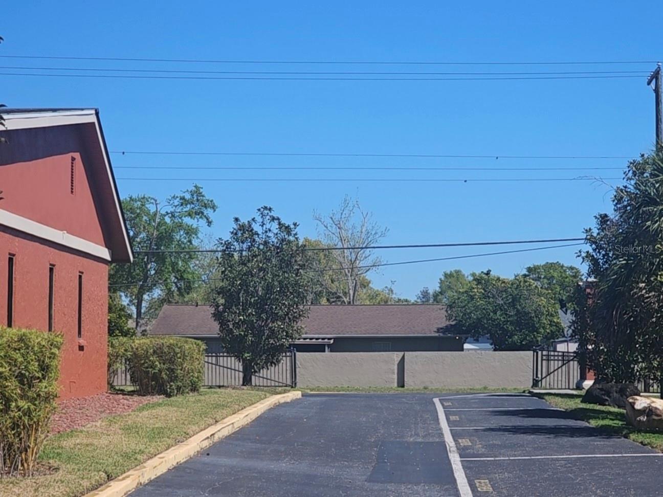 15100 HUTCHISON RD, TAMPA, FL, 33625