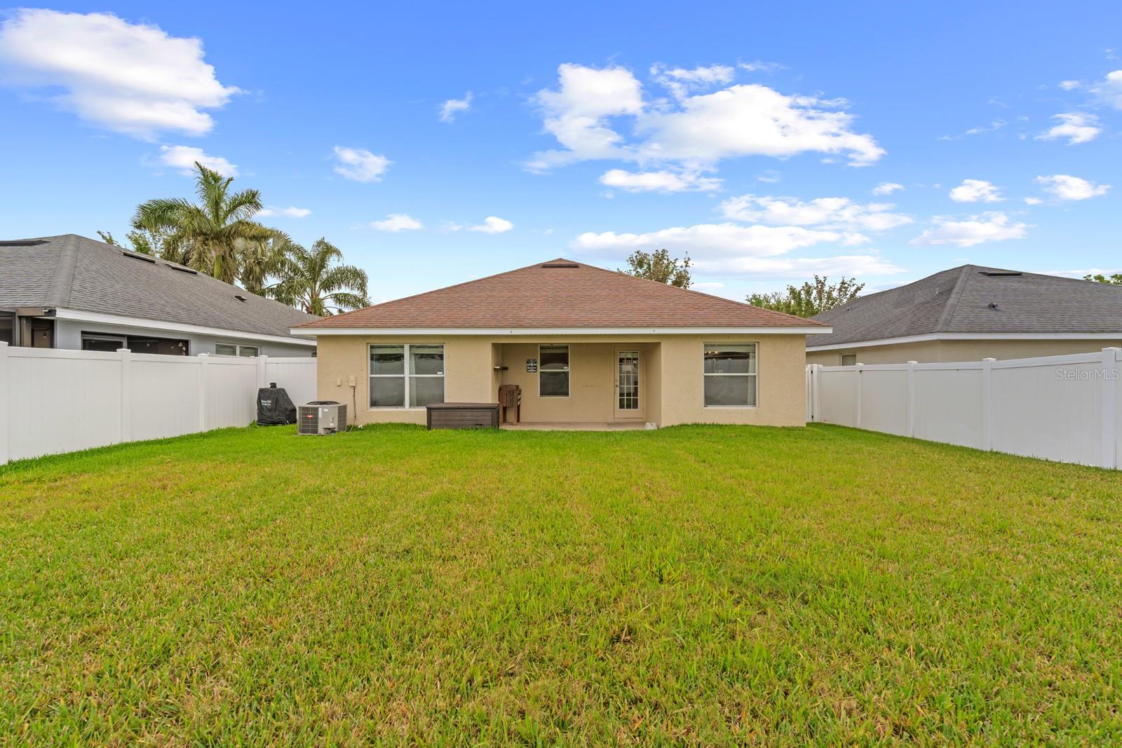 10718 STANDING STONE DR, WIMAUMA, FL, 33598