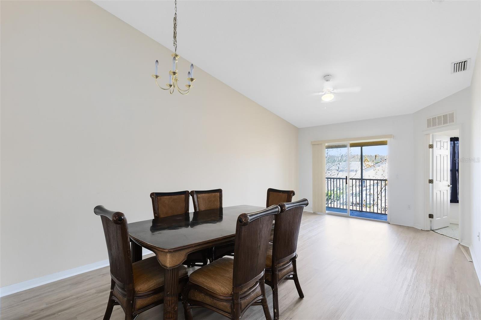 2858 CLUB CORTILE CIR #B, KISSIMMEE, FL, 34746